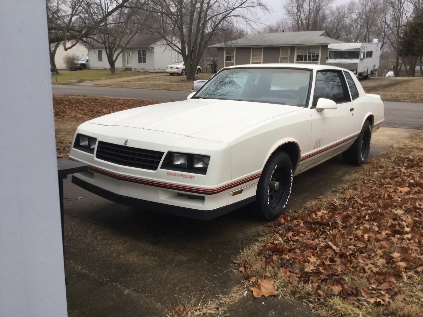 White 1987 Chevrolet Monte Carlo SS viewed from the front three-quarter angle